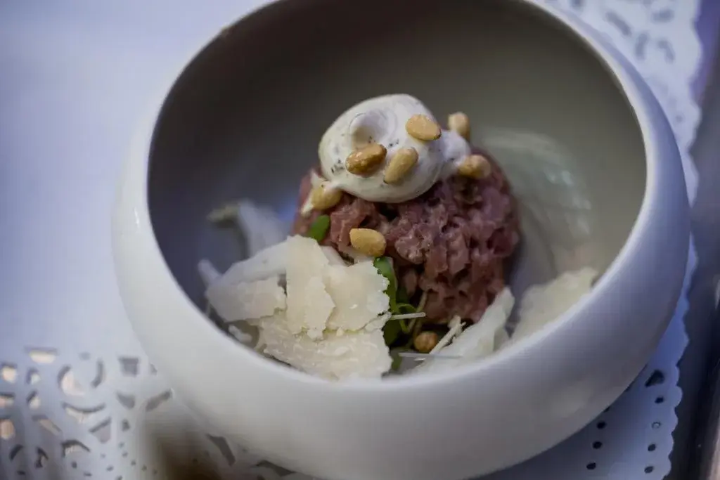Walking dinner gerechtje met rundstartaar