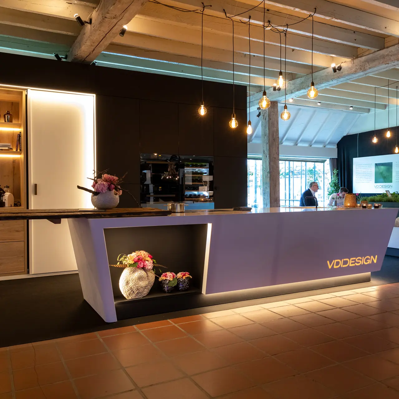 Keukenopstelling van VD Design in een zaal van Alta Ripa